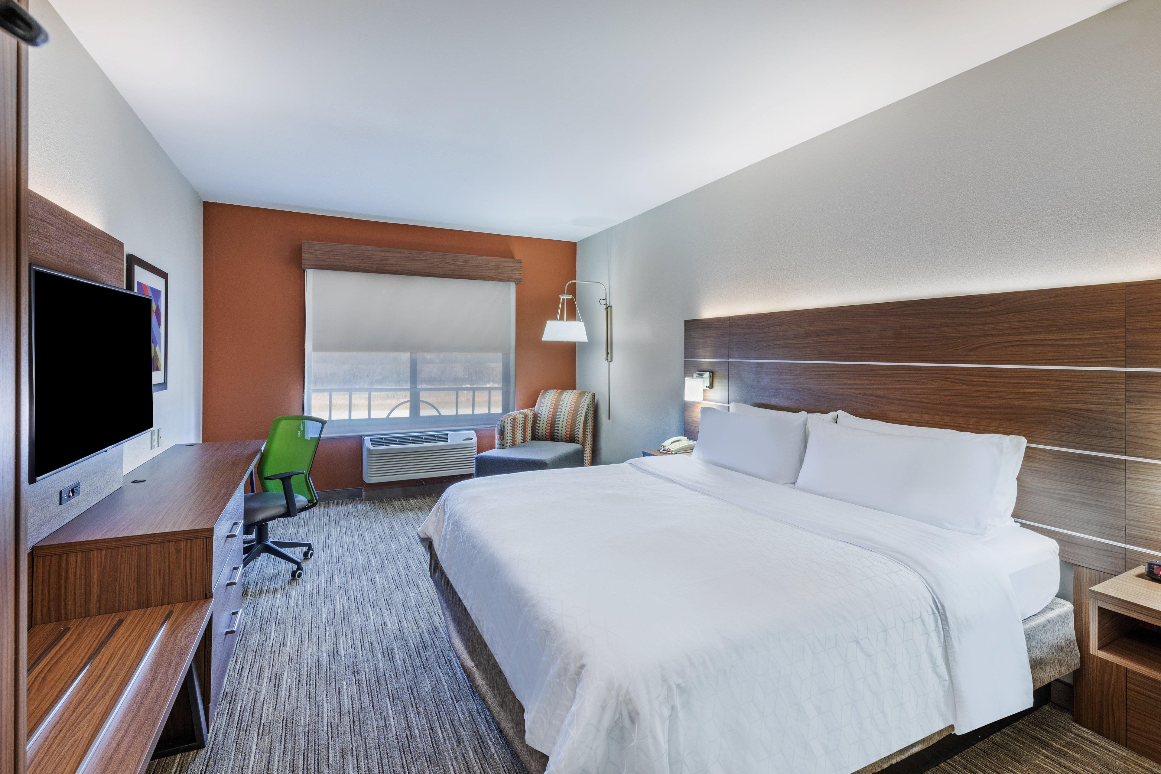 Holiday Inn Express And Suites Pryor By Ihg Lusta Exterior photo